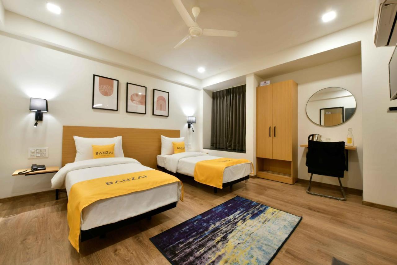 Banzai Rooms Нашик Екстер'єр фото