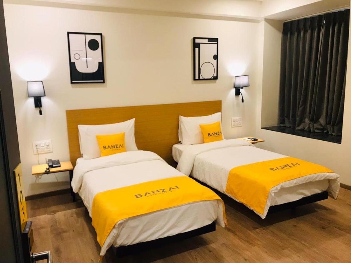 Banzai Rooms Нашик Екстер'єр фото